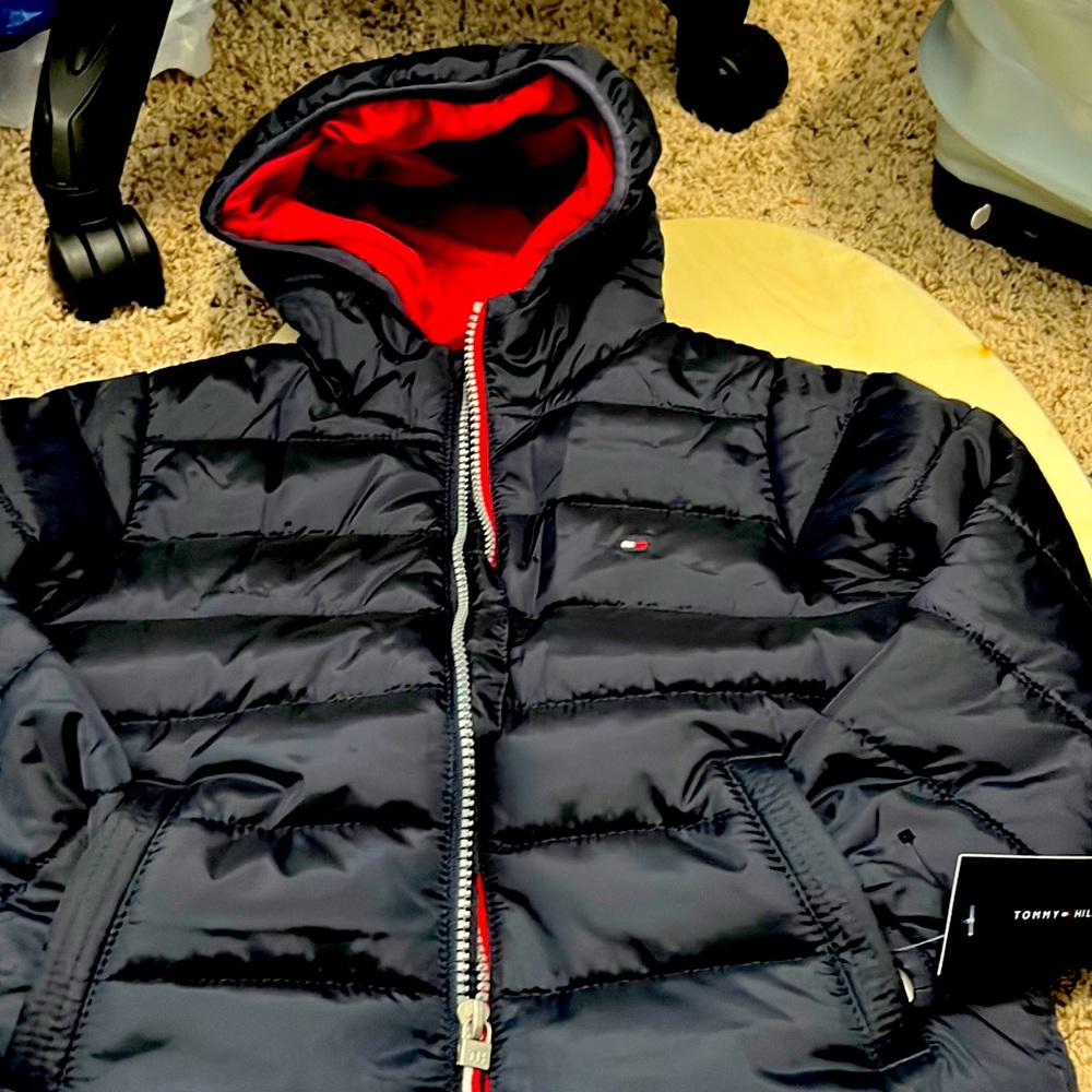 NWT Tommy Hilfiger winter coat size T3 navy blue